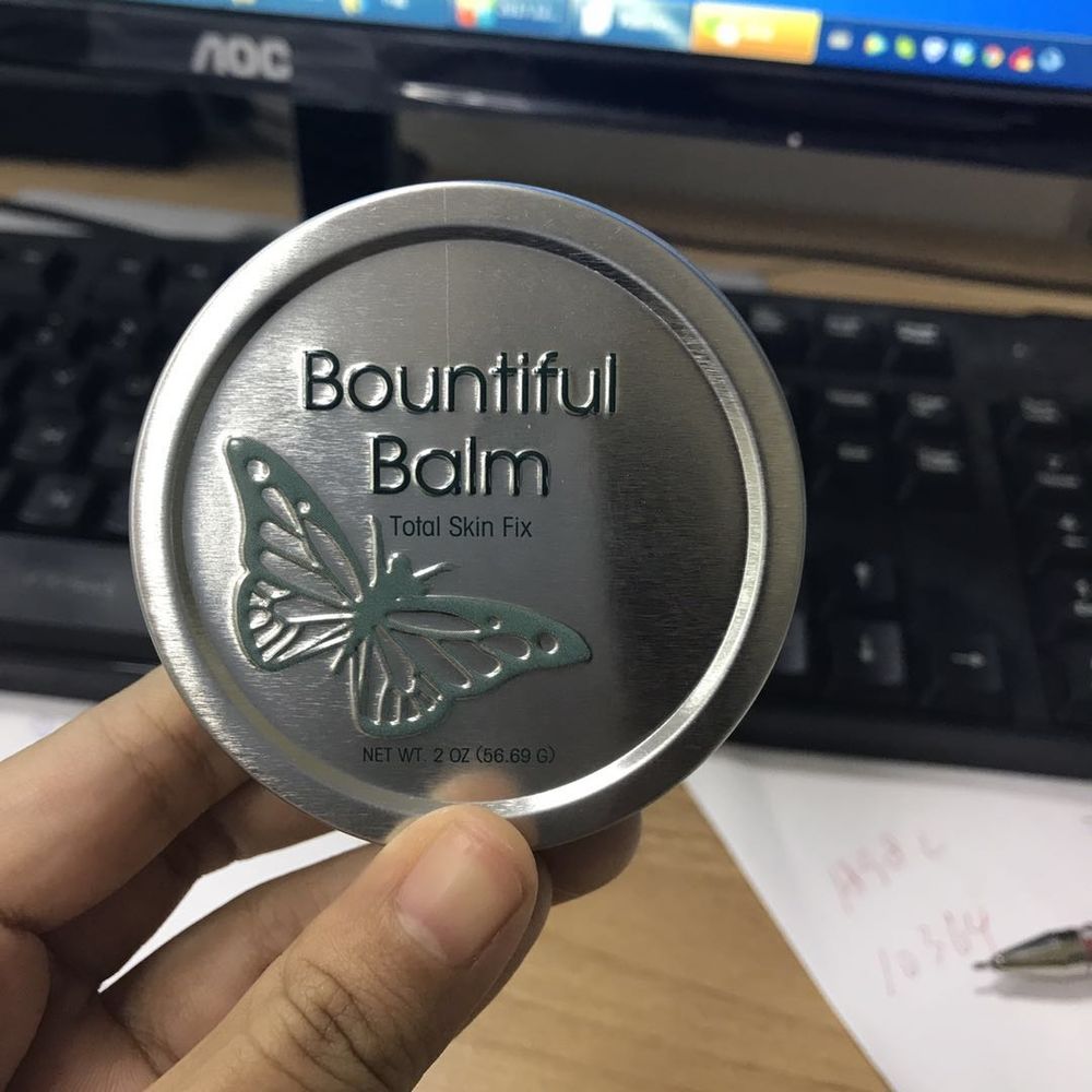 The Art of Embossing on Tin: Elevating Packaging and Design